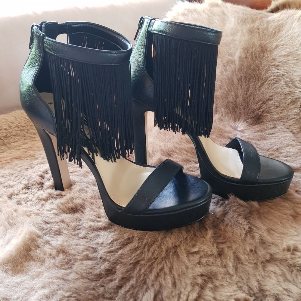 KATY PERRY INEZ FringedPlaftorm Heeled Sandal NWOT